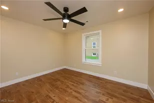 1545 Roanoke Ave, Uhrichsville, OH 44683 - Photo 15