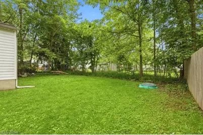 608 Chestnut Boulevard, Cuyahoga Falls, OH 44221 - Photo 5