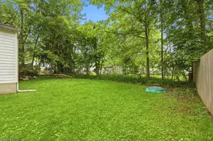 608 Chestnut Blvd, Cuyahoga Falls, OH 44221 - Photo 5