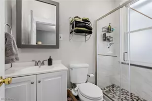 1911 W 65th St, Loveland, OH 44102 - Photo 15
