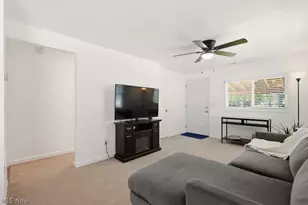 176 Clinton Ave, Elyria, OH 44035 - Photo 11