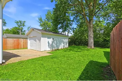 176 Clinton Avenue, Elyria, OH 44035 - Photo 7