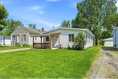 176 Clinton Avenue, Elyria, OH 44035 - Photo 3