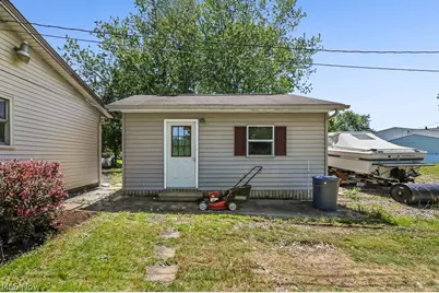 10960 Easton Street NE, Alliance, OH 44601 - Photo 25