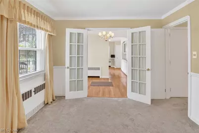 56 N Highland Avenue, Akron, OH 44303 - Photo 9