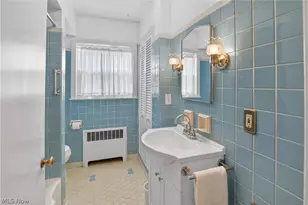 56 N Highland Ave, Akron, OH 44303 - Photo 15
