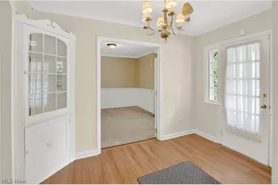56 N Highland Avenue, Akron, OH 44303 - Photo 7
