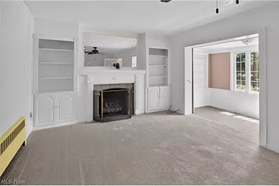 56 N Highland Avenue, Akron, OH 44303 - Photo 5