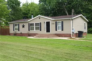 3000 3rd St SE, Canton, OH 44707 - Photo 1