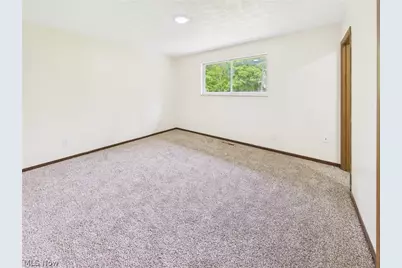 655 Ridgewood Boulevard, Belpre, OH 45714 - Photo 17