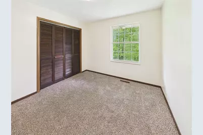 655 Ridgewood Boulevard, Belpre, OH 45714 - Photo 21