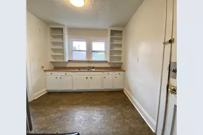 400 Cloverdale Avenue #UP, Akron, OH 44302 - Photo 7