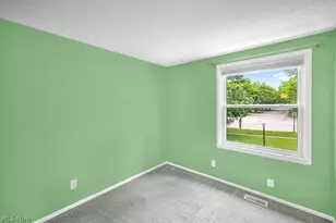1161 Erin Dr, Kent, OH 44240 - Photo 17