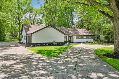 2380 Amesbury Road, Akron, OH 44313 - Photo 3