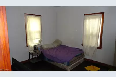315 Grant Street, Newell, WV 26050 - Photo 5