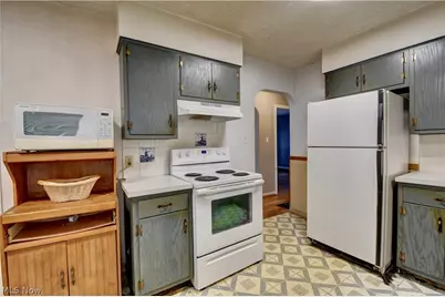 679 Mohawk Avenue, Akron, OH 44305 - Photo 7