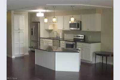 22555 Center Ridge Road #201, Rocky River, OH 44116 - Photo 5