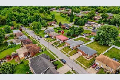 256 Fernwood Avenue, Weirton, WV 26062 - Photo 33