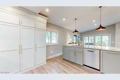 1465 Forest Drive, Akron, OH 44312 - Photo 9