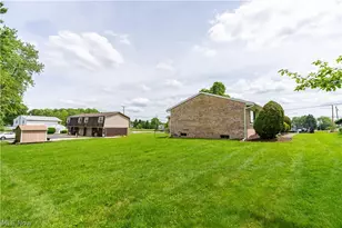 5381 Portage St NW, North Canton, OH 44720 - Photo 5