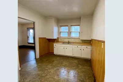 400 Cloverdale Avenue #DOWN, Akron, OH 44302 - Photo 5