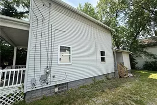 289 Sumner Ct, Akron, OH 44311 - Photo 3