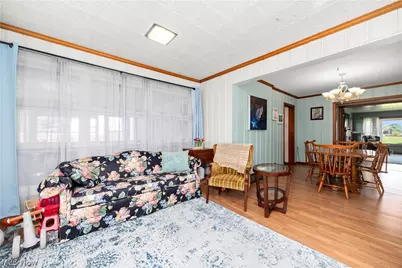 1739 W 11th Street, Lorain, OH 44052 - Photo 11