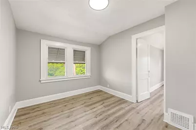 13202 Melzer Avenue, Loveland, OH 44120 - Photo 27