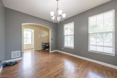 8856 Oakbrook Circle, Twinsburg, OH 44087 - Photo 13