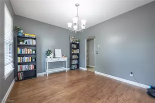 8856 Oakbrook Cir, Twinsburg, OH 44087 - Photo 11