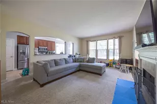 8856 Oakbrook Cir, Twinsburg, OH 44087 - Photo 3