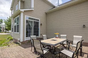 8856 Oakbrook Cir, Twinsburg, OH 44087 - Photo 29
