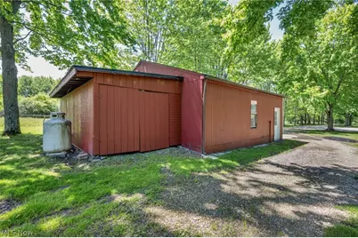 6407 Indian Point Road, Painesville, OH 44077 - Photo 39