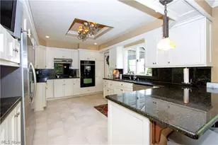 330 N Countryside Dr, Ashland, OH 44805 - Photo 9