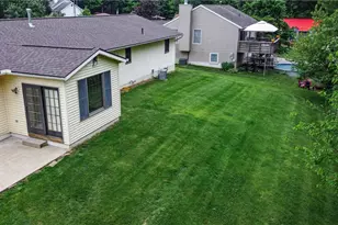 2411 Otterbin St, Louisville, OH 44641 - Photo 3