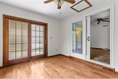 2411 Otterbin Street, Louisville, OH 44641 - Photo 9