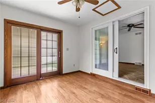 2411 Otterbin St, Louisville, OH 44641 - Photo 9