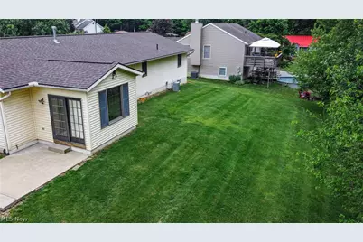 2411 Otterbin Street, Louisville, OH 44641 - Photo 3