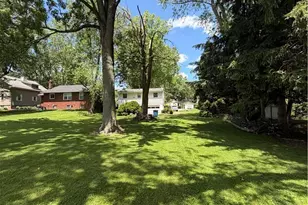 307 W 9th St, Salem, OH 44460 - Photo 17