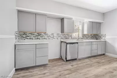 452 E Summit Street, Alliance, OH 44601 - Photo 11