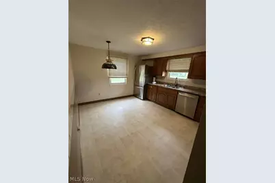 8126 Munson Road, Mentor, OH 44060 - Photo 9
