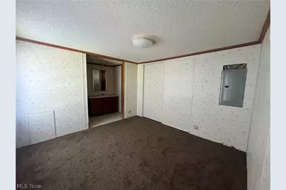 12053 Ellsworth Street, Buffalo, OH 43722 - Photo 9