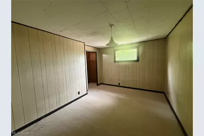 421 N 11th Street, Cambridge, OH 43725 - Photo 11