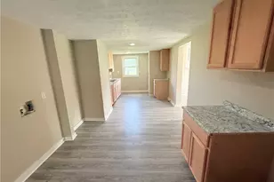 804 Marion Ave SW, Canton, OH 44707 - Photo 3