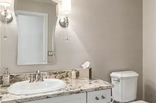 1246 Homestead Creek Dr, Grandview Heights, OH 44147 - Photo 15