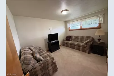 508 Mildred Avenue, Weirton, WV 26062 - Photo 9
