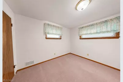 508 Mildred Avenue, Weirton, WV 26062 - Photo 7