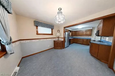 508 Mildred Avenue, Weirton, WV 26062 - Photo 5