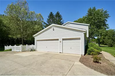 4212 Big Spruce Drive, Akron, OH 44333 - Photo 27