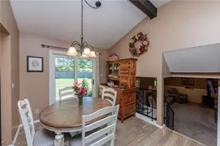 1421 Driftwood Ln, Macedonia, OH 44056 - Photo 7